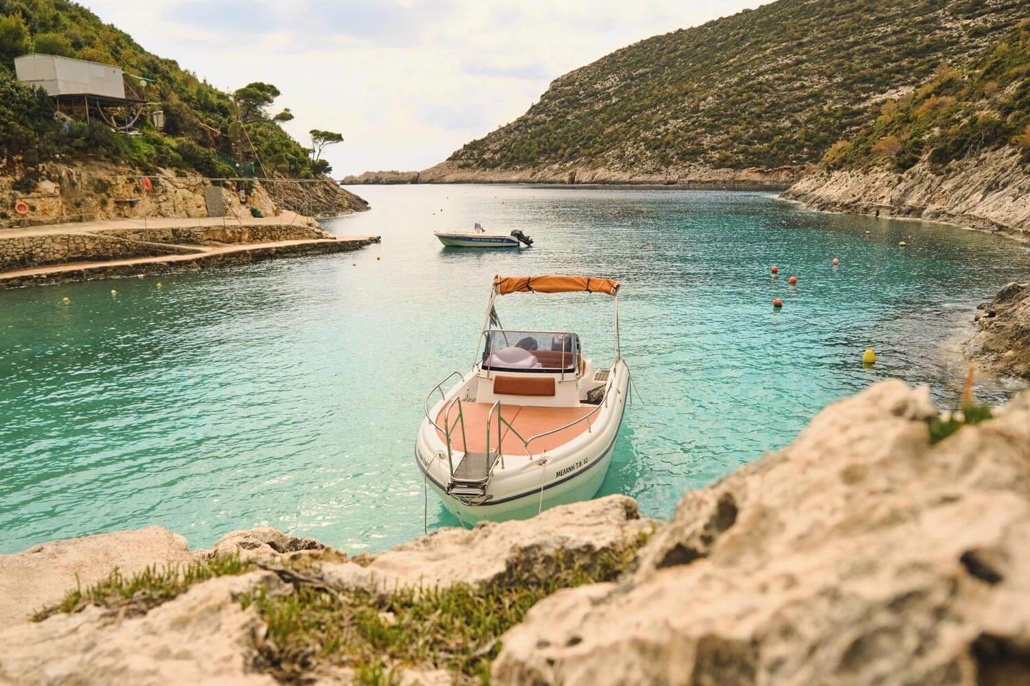 Hidden coves around Zakynthos